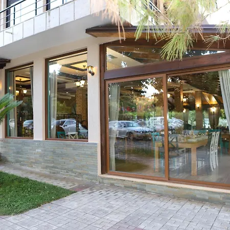 ホテル Antonia Ljaknasi